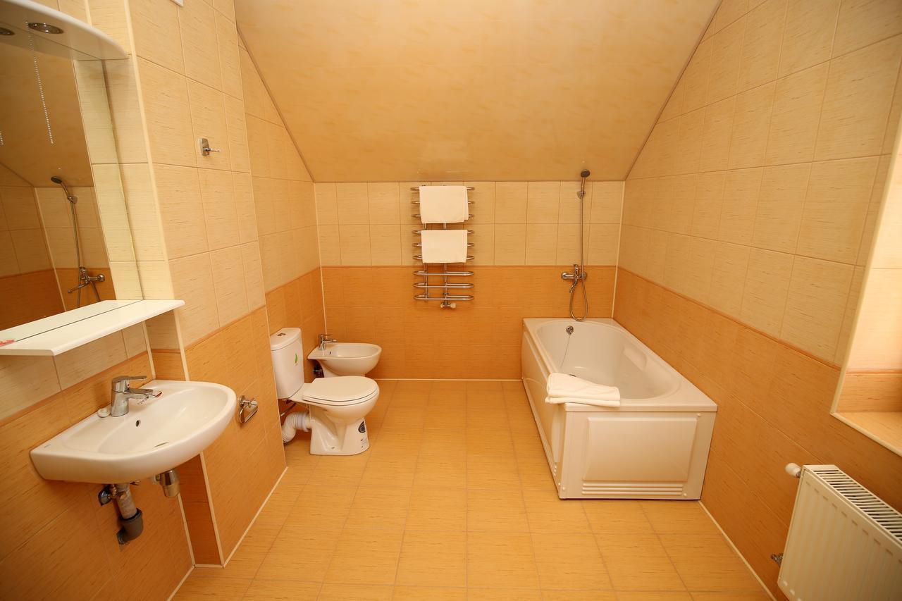 Пори Року Guest House Синяк Екстериор снимка