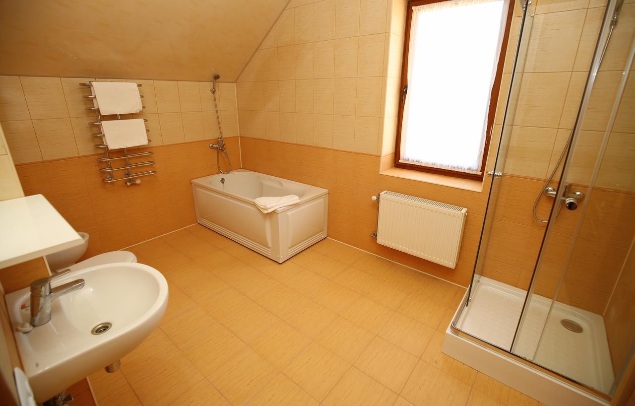 Пори Року Guest House Синяк Екстериор снимка